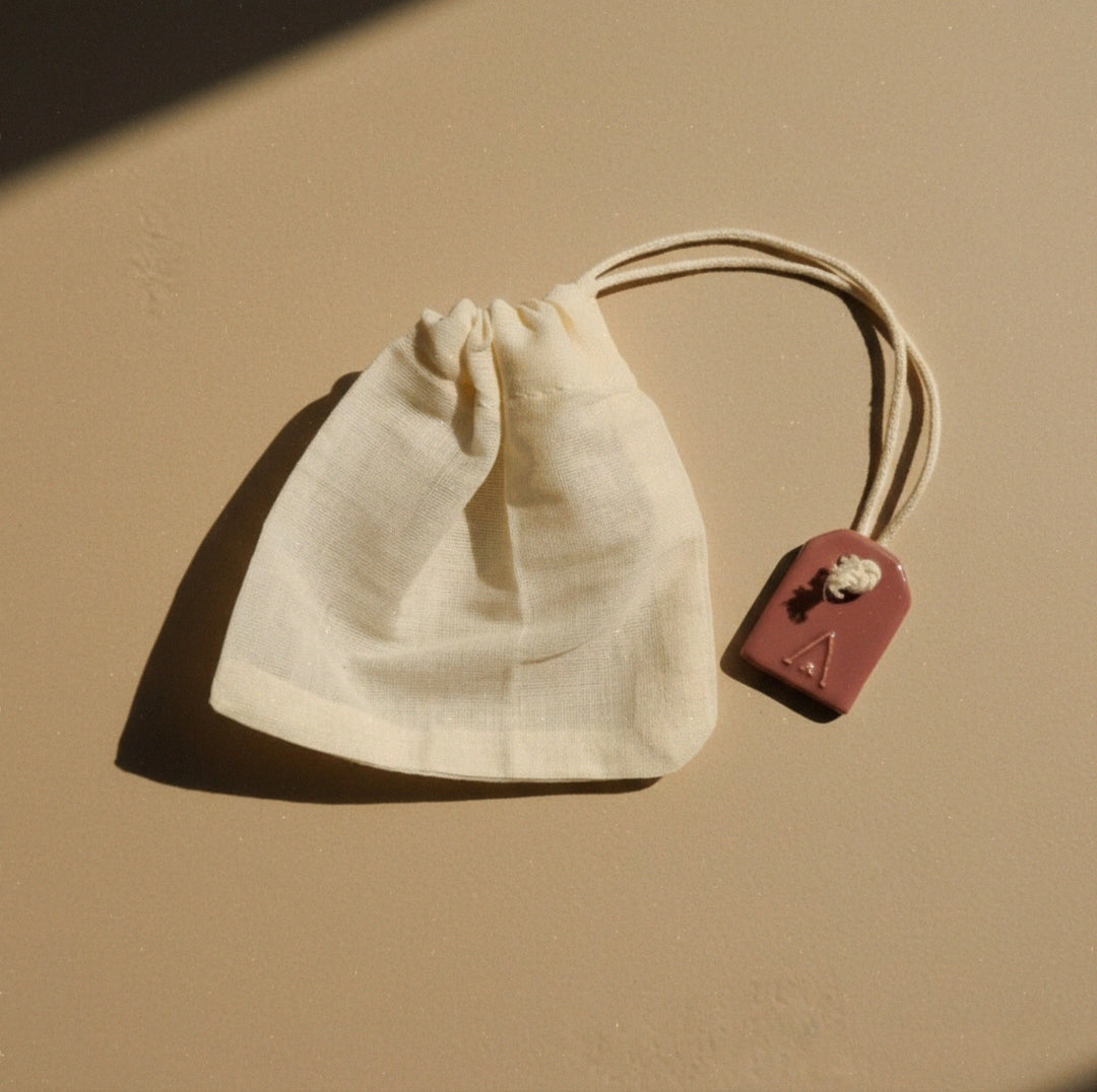 ⵜⴰⵣⵔⵉⴳⵜ TAZRIGT – Washable tea filter with ceramic label