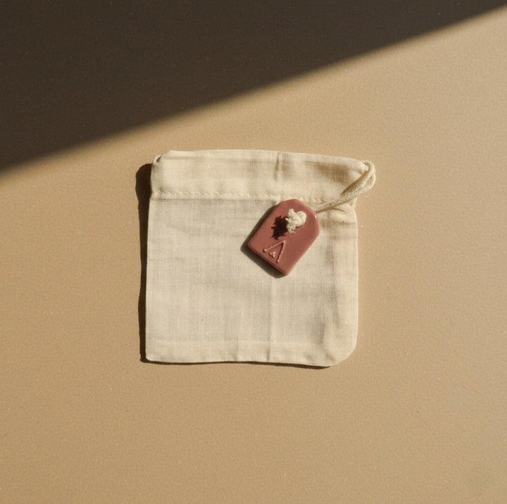 ⵜⴰⵣⵔⵉⴳⵜ TAZRIGT – Washable tea filter with ceramic label